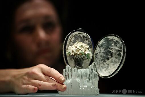 ファベルジェの「ウィンターエッグ」 過去最高47億円で落札 写真9枚