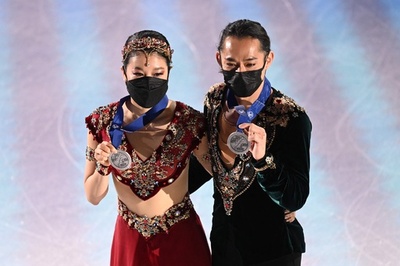 村元/高橋組が銀、米選手は「レジェンド」と敬意 四大陸フィギュア