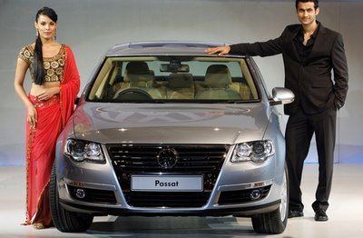 VW、新型「パサート」のインド発売を発表