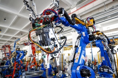 中国 12年連続で世界最大の産業用ロボット市場を維持