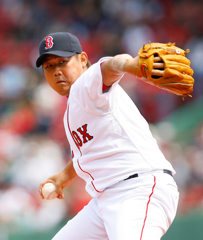 松坂 シーズン初登板で黒星、岩村は1安打を記録