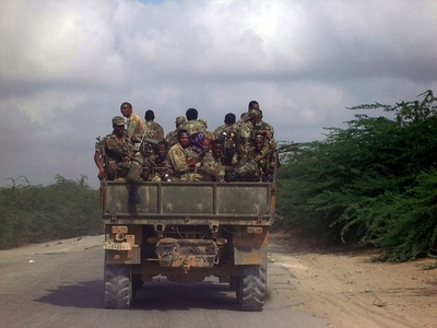 ソマリアで爆弾攻撃、エチオピア兵の発砲で市民12人死亡か