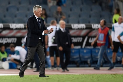 ナポリ、アンチェロッティ監督の初陣でラツィオに逆転勝利