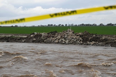 第2次大戦中に干上がった湖、異例の豪雨で復活か 米加州