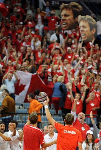 カナダがダブルスでセルビア下し、決勝進出に王手 デビス杯