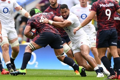 イングランドが米国に勝利、ゾカナシンガが2トライ