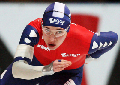 ファンデートコム 世界選手権2008・初日を総合首位で終える