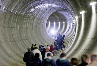 ライプチヒの国営鉄道トンネル内、見学