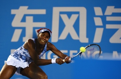 ヴィーナス、フルセットに敗れ1回戦で姿消す 武漢オープン