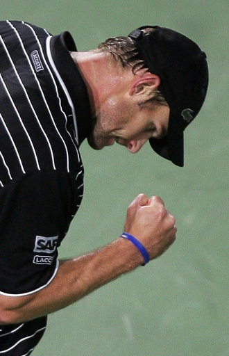 ロディック パウ下し中国オープン決勝へ