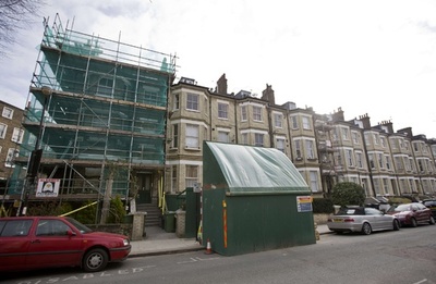 英ロンドンで流行する「氷山住宅」、苦情多発