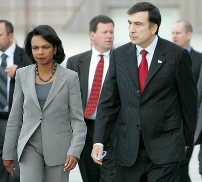 グルジア、和平案に署名　ロシア軍は首都まで40キロに進攻