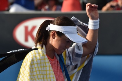 土居、マッチポイント握るもケルバーに逆転負け 全豪オープン