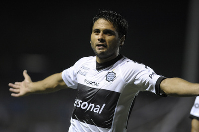 メッシのいとこ、所属クラブ会長の人種差別を告発