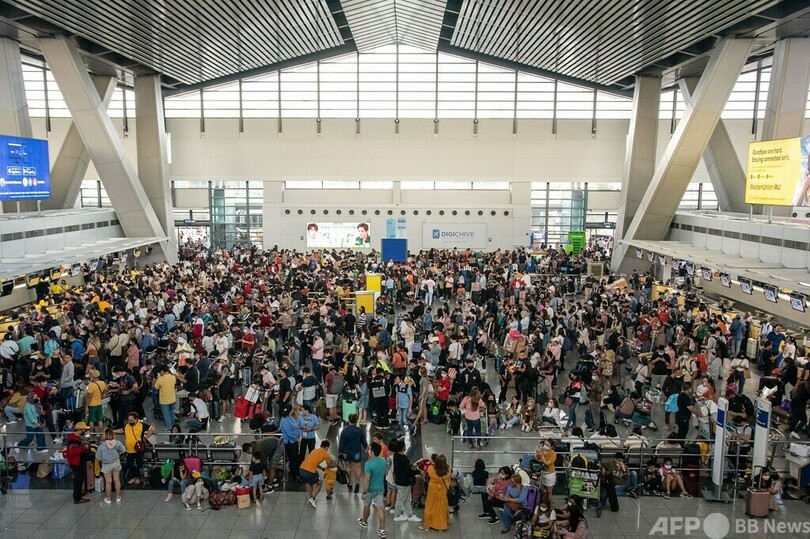 比マニラの空港で管制システム停止 5万6000人の足に影響