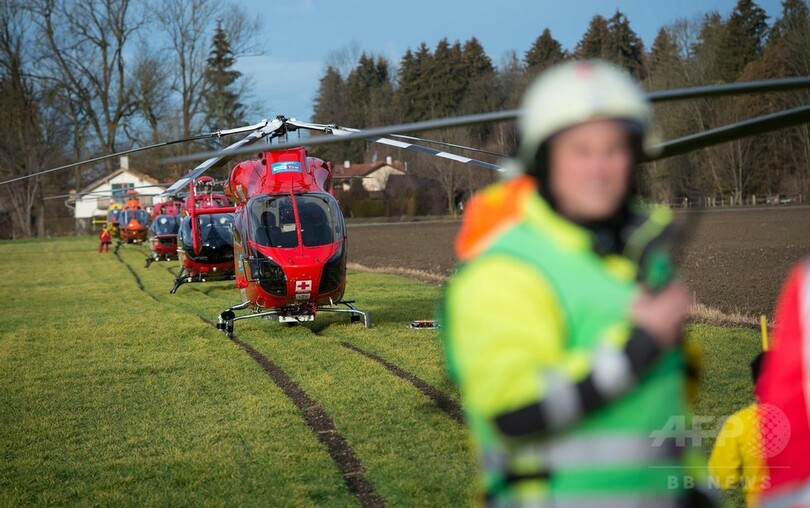 ドイツで列車2台が正面衝突、8人死亡 約100人が負傷