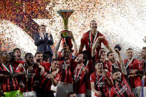 AC MILAN 2011シーズン 優勝時のガゼッタスポルト誌　セリエA AC MILAN 2011シーズン 優勝時のガゼッタスポルト誌セリエA