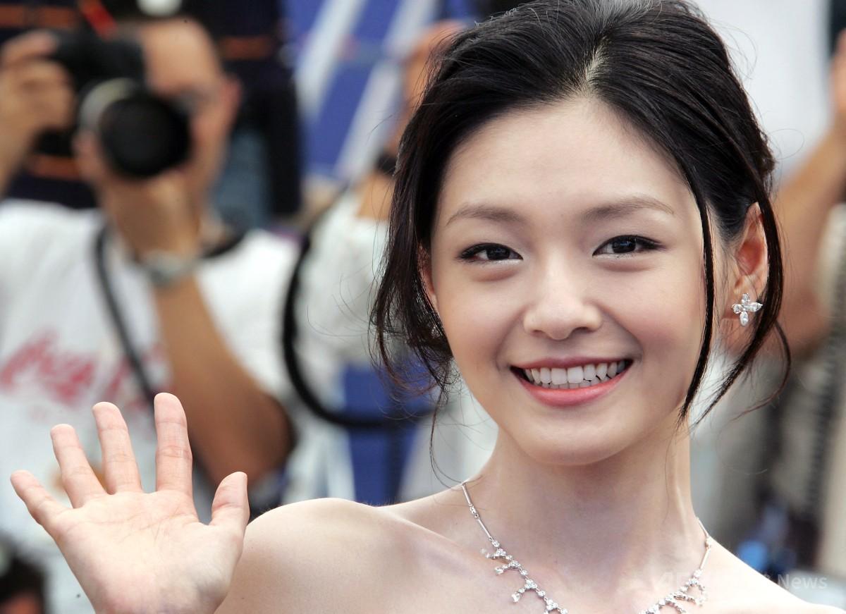セール中…バービースー直筆サイン入り超特大写真…花より男子…Barbie Hsu img_5ac79fbc504271a2a94bf591f7