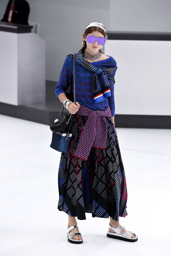 「シャネル」16年春夏コレクション