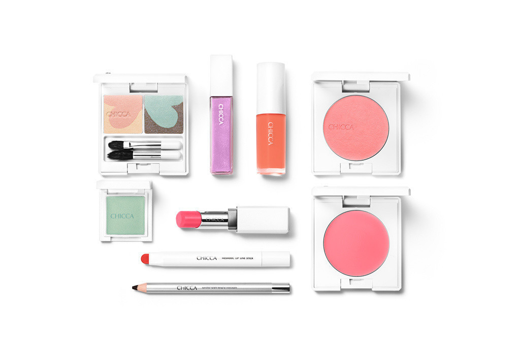 「キッカ」新作、“ハートバタフライ”モチーフの春色メイク