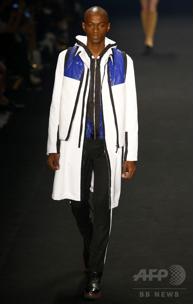 ドナテラ・ヴェルサーチもコレクション発表、「サンパウロ・ファッション・ウィーク」開催