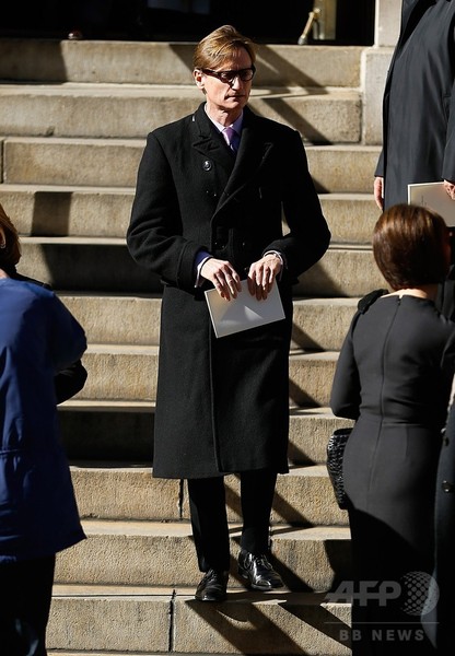 ヒラリー・クリントンやアナ・ウィンターらも出席、オスカー・デ・ラ・レンタ氏葬儀