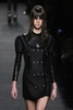 米ニューヨーク市内で発表された「アレキサンダー ワン（Alexander Wang）」15/16年秋冬コレクション（2015年2月14日撮影）。(c)AFP/Getty Images/Neilson Barnard