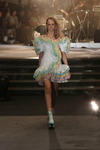 今シーズンもかわいさ全開、「スレトシス」15年春夏