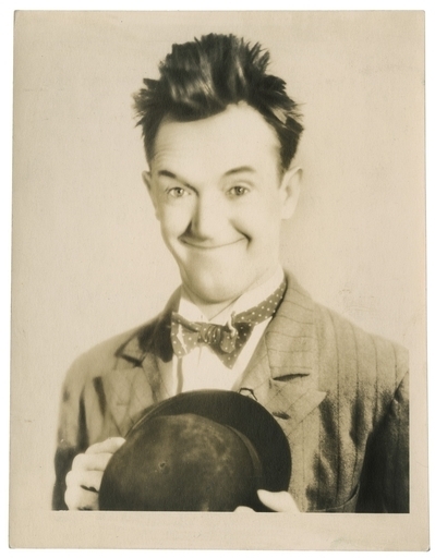 喜劇俳優スタン・ローレルの山高帽がオークションに - 米国