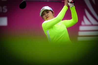 古江彩佳、首位と1打差2位タイで最終日へ エビアン選手権