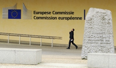 欧米自由貿易圏交渉に頓挫の危機、EUが警告 米盗聴疑惑で