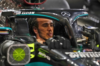 コロナ陽性のハミルトン「良好ではない」、メルセデス代表