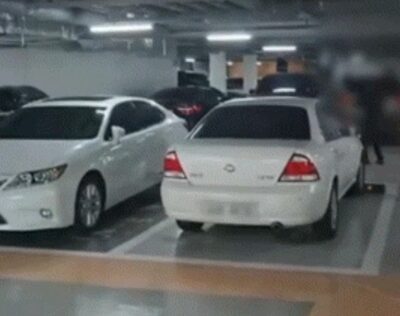 ソウルのマンション地下駐車場で早朝テニス練習…車が密集するなか「壁打ち」連発、安全性に懸念