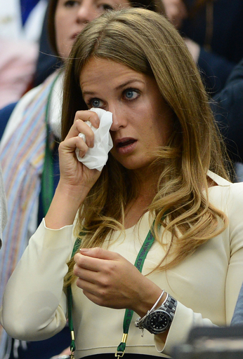 フェデラーがマレーを破り7度目の優勝、ウィンブルドン選手権