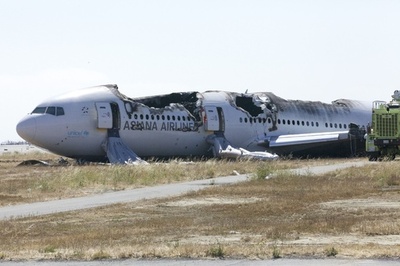 アシアナ機の乗客、ボーイング相手取り集団訴訟