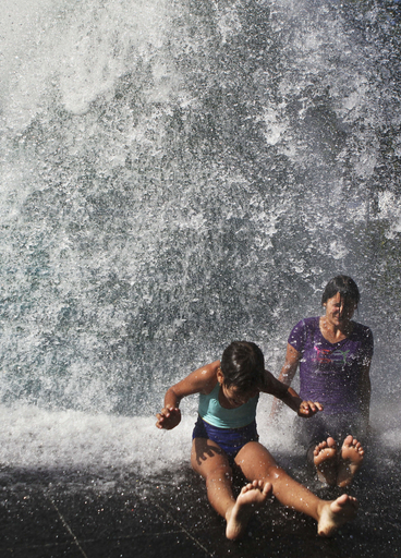 噴水で暑さを吹き飛ばせ、リスボン