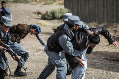 カルザイ大統領の米軍部隊退去要求は「唐突」、米当局者