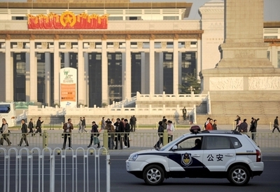 中国、車ではねた女性を刺殺した大学生に死刑判決