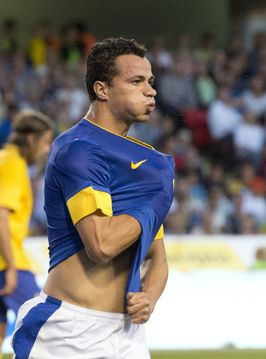 ブラジル代表FW、自らユニホーム引っ張り出場停止の可能性