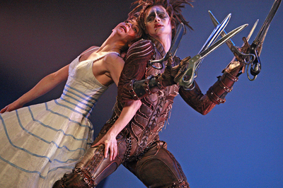 ミュージカル版『シザーハンズ』がシドニーで初日を迎える