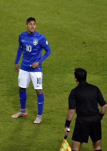 ネイマール、出場停止はひとまず1試合 最終処分は後日発表