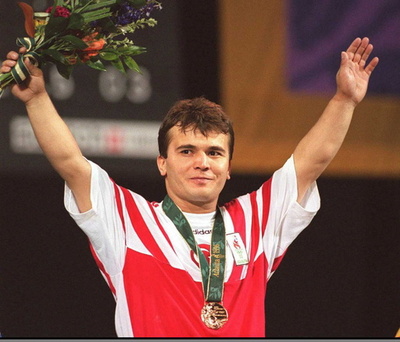 五輪3連覇の「ポケット・ヘラクレス」が死去、トルコの国民的英雄