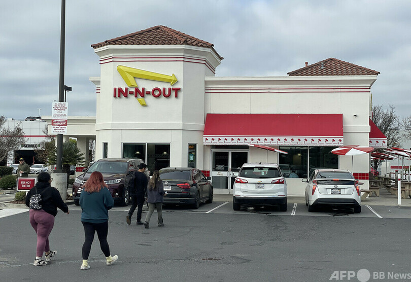 ファストフード店最低賃金、時給3000円に 米カリフォルニア