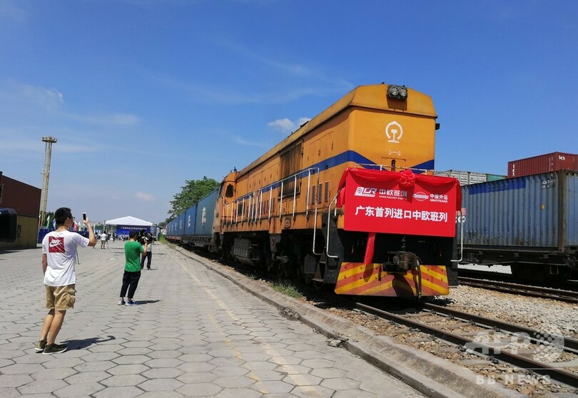 中国・欧州間の貨物列車、広東に初めて到着