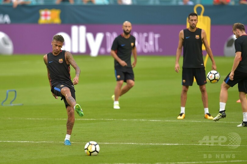 バルサのチームメート、練習で小競り合いのネイマールに残留求める