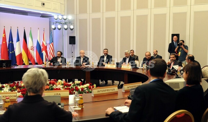 イラン核問題、協議継続で合意 外相は「画期的」と称賛
