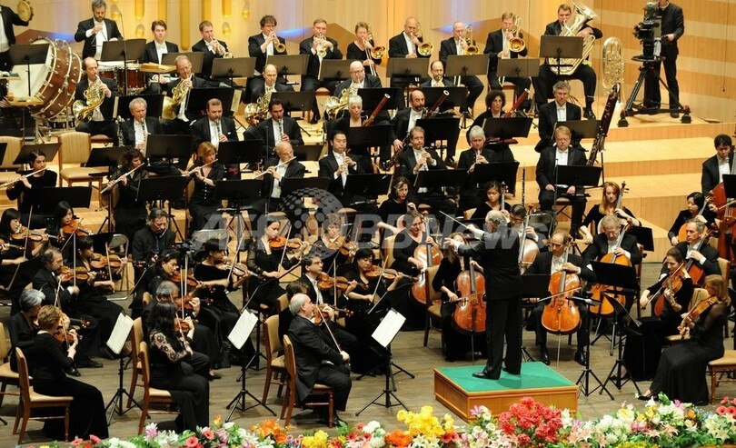 調べは国境を越えて、冷戦時代の音楽外交史