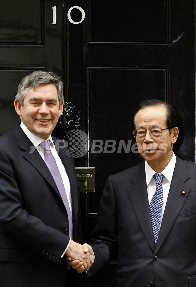 img_5b02a2d1f5aff0e49d8342343e