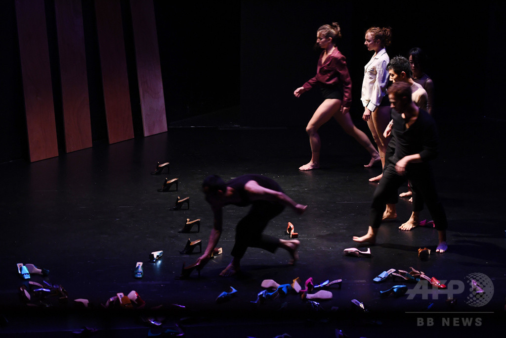 「セルジオ ロッシ」17年春夏