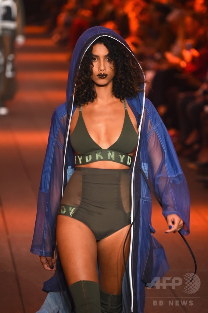 「DKNY」17年春夏